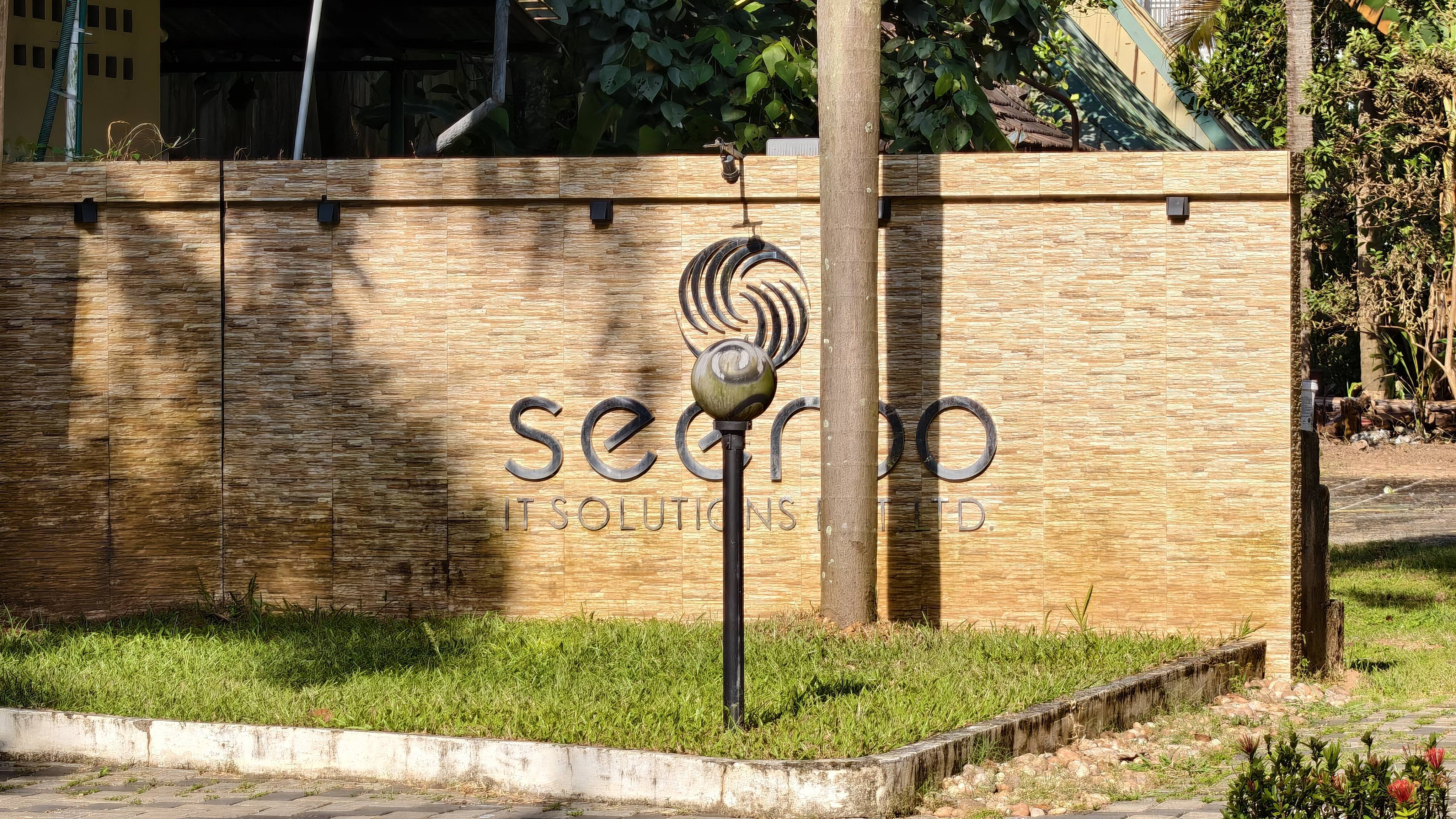 4 BHK flat for sale in Kakkanad — photograph 2
