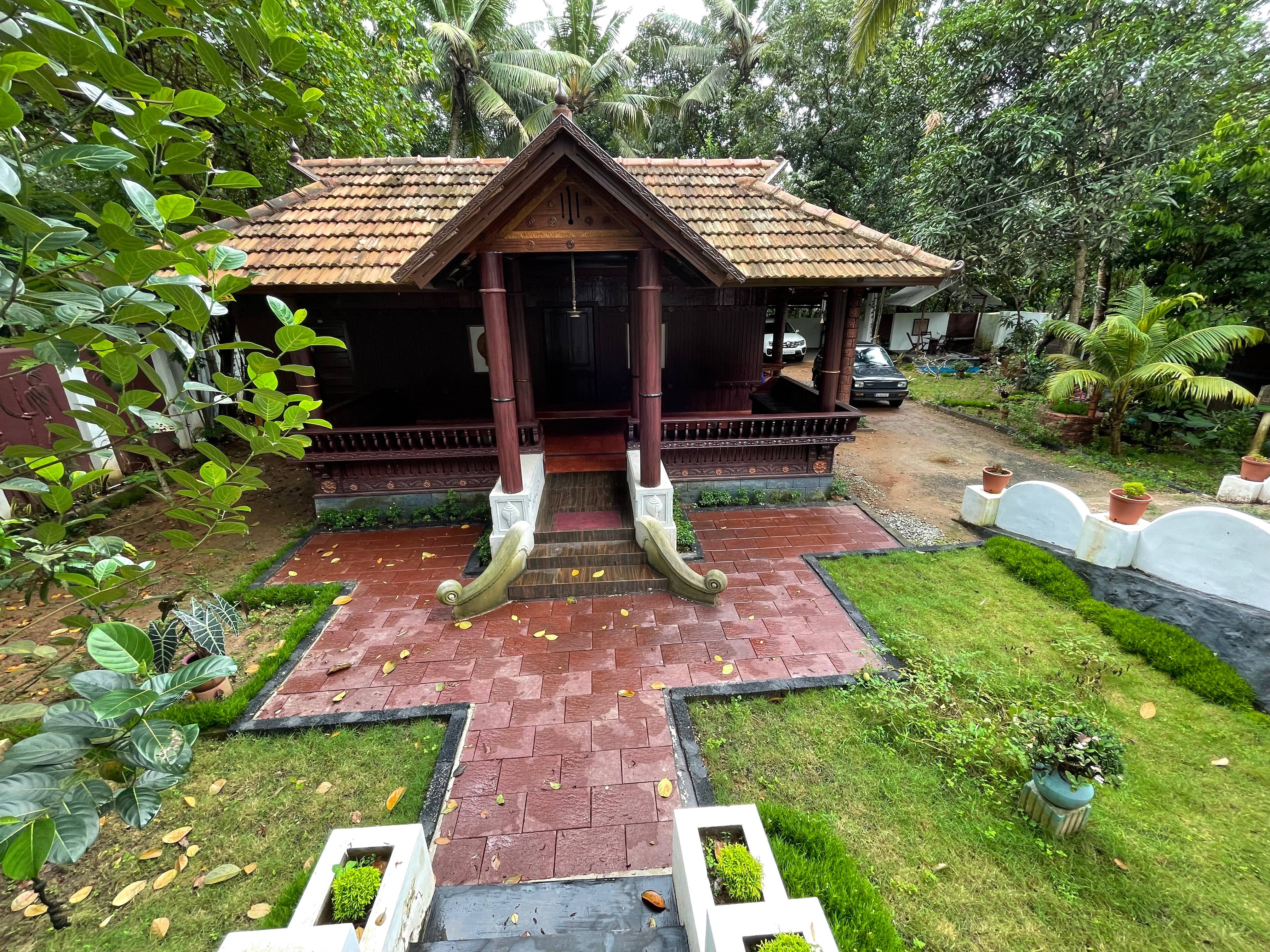 6 BHK flat for sale in Kakkanad — photograph 4